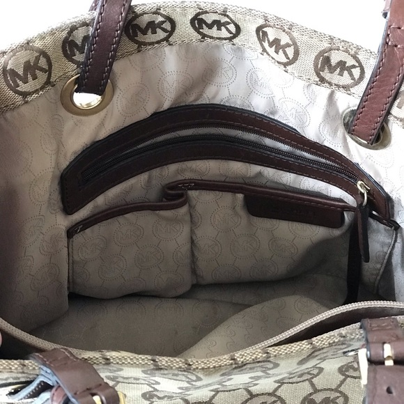 MK monogram bag - Picture 3 of 5